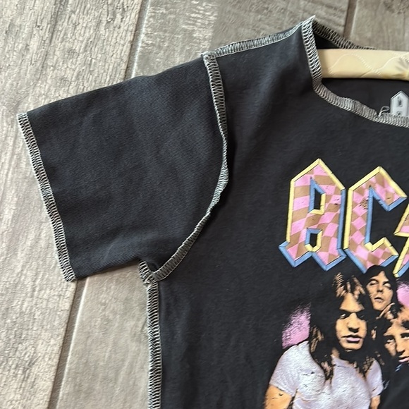 AC/DC highway to Hell graphic band short sleeve crop T-shirt black xs baby tee - Picture 4 of 6
